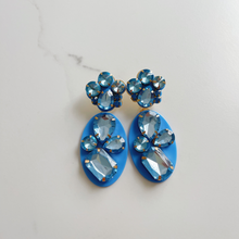 Load image into Gallery viewer, Isabella Chunky Drop Earrings
