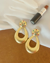 Load image into Gallery viewer, Heirloom Gold Drop Earrings

